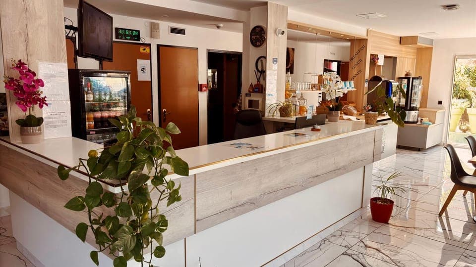 Property building, Lobby or reception