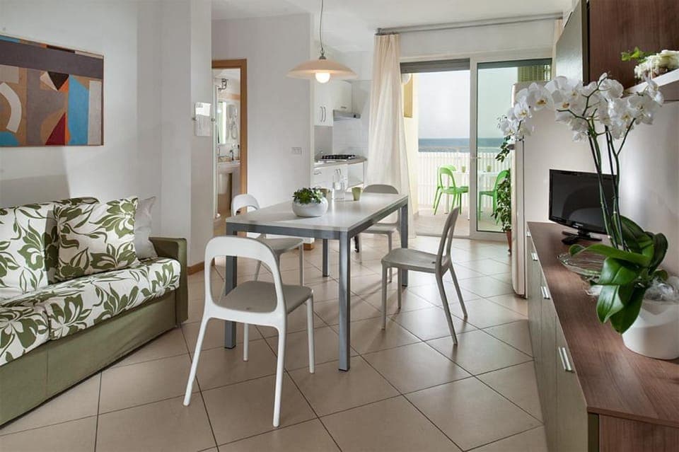 Summer, Balcony/Terrace, Dining area, Beach, Sea view, Family, Family