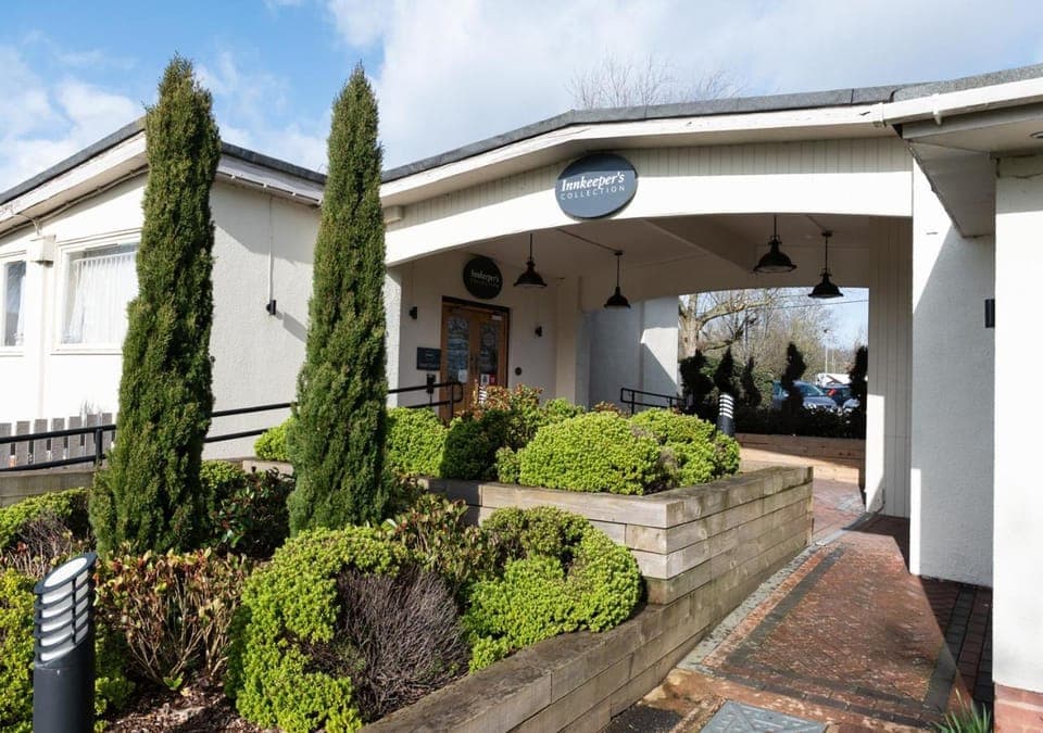 Facade/entrance, Property logo or sign