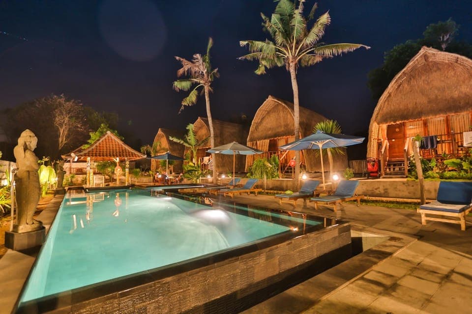 Night, Night, Bird's eye view, On site, Pool view, Swimming pool, Swimming pool, Swimming pool, Seasons