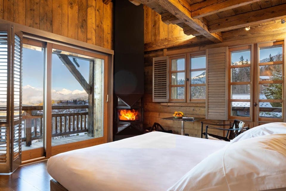 Balcony/Terrace, Mountain view, fireplace