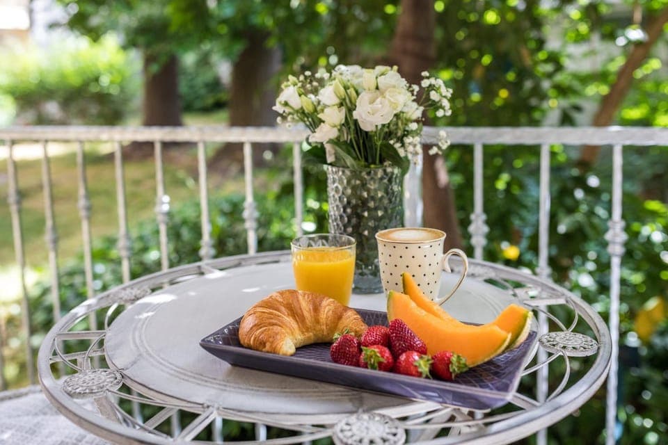 Luxury rooms with balcony Bed and Breakfast in Zadar