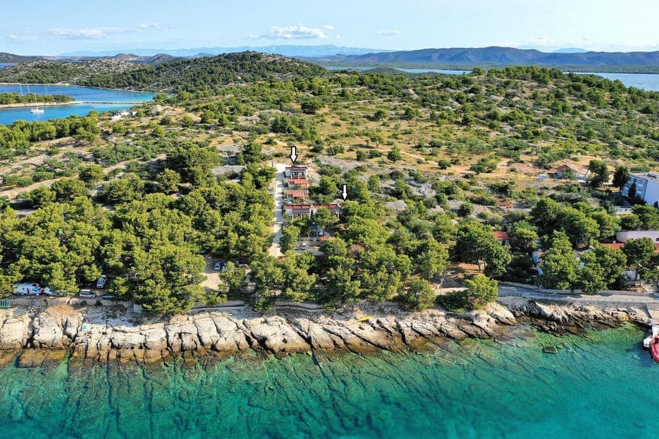 Neighbourhood, Natural landscape, Bird's eye view, Beach, Beach, Sea view