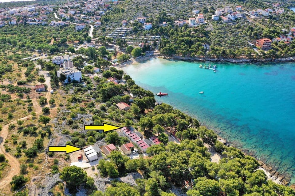 Neighbourhood, Natural landscape, Bird's eye view, Beach, Sea view