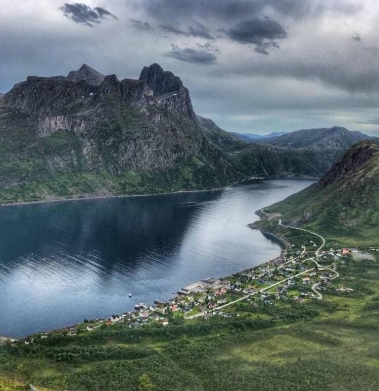 Fjordgård Leilighet A Apartment in Nordland, Norway