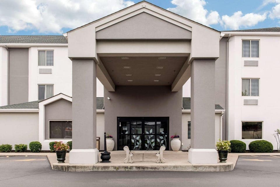 Property building, On site