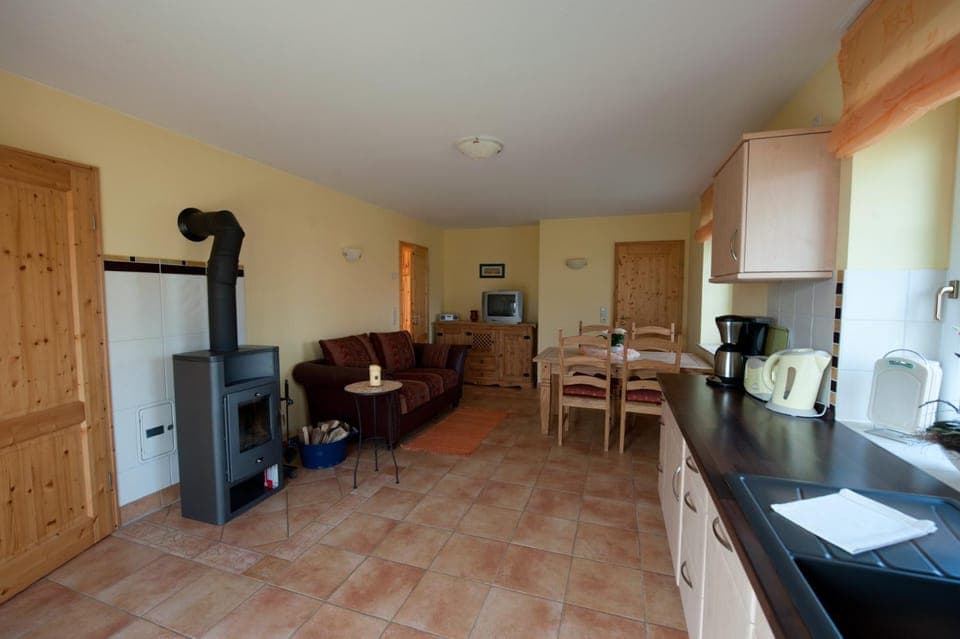 Kitchen or kitchenette, Living room, Photo of the whole room, Seating area, Dining area