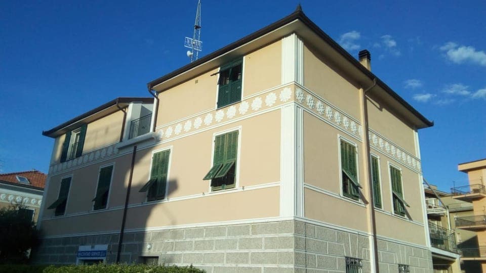 Property building, Facade/entrance