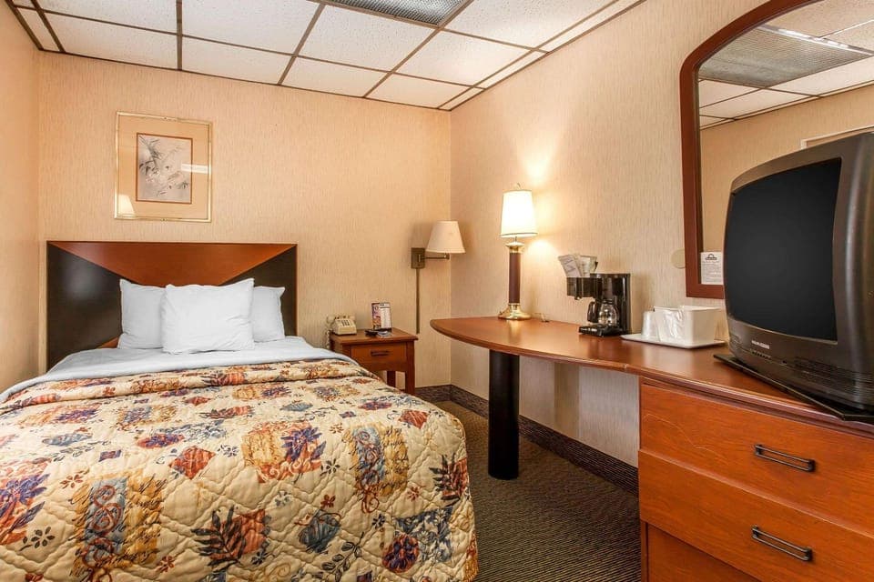 Photo of the whole room, On site