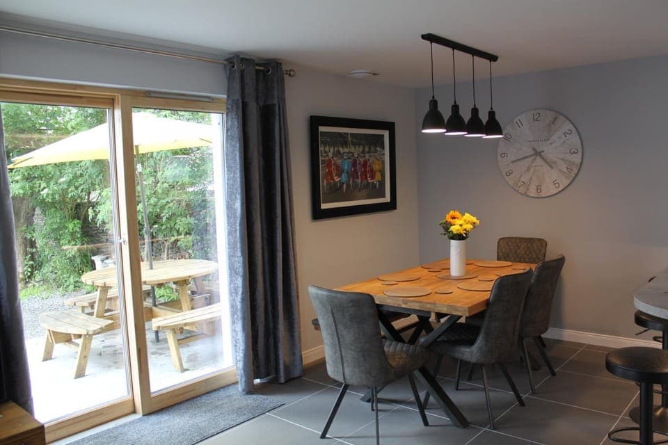 Dining area, Garden view