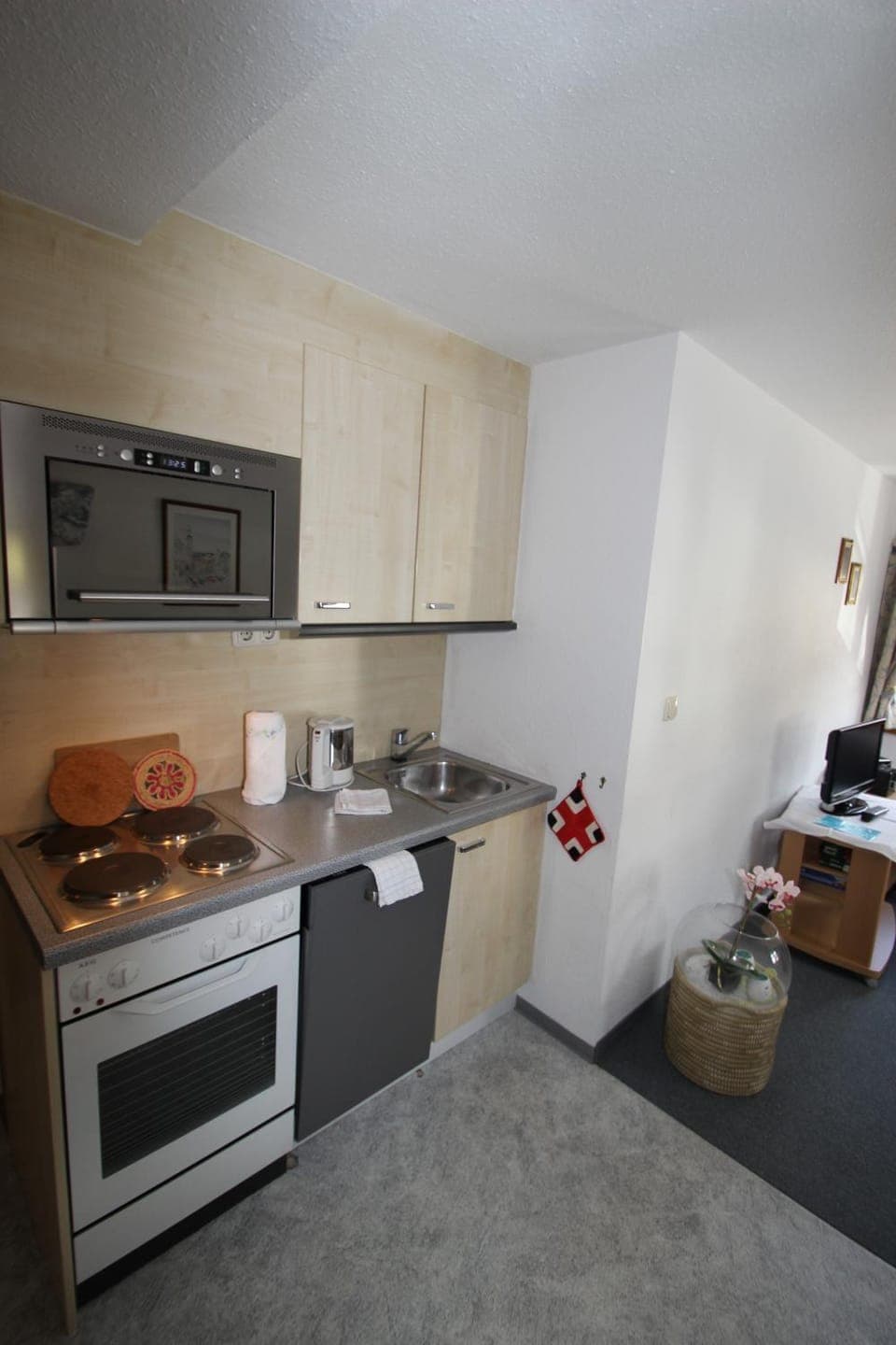 Coffee/tea facilities