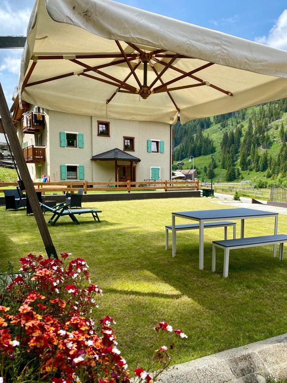 Natural landscape, Garden, Garden view, Mountain view