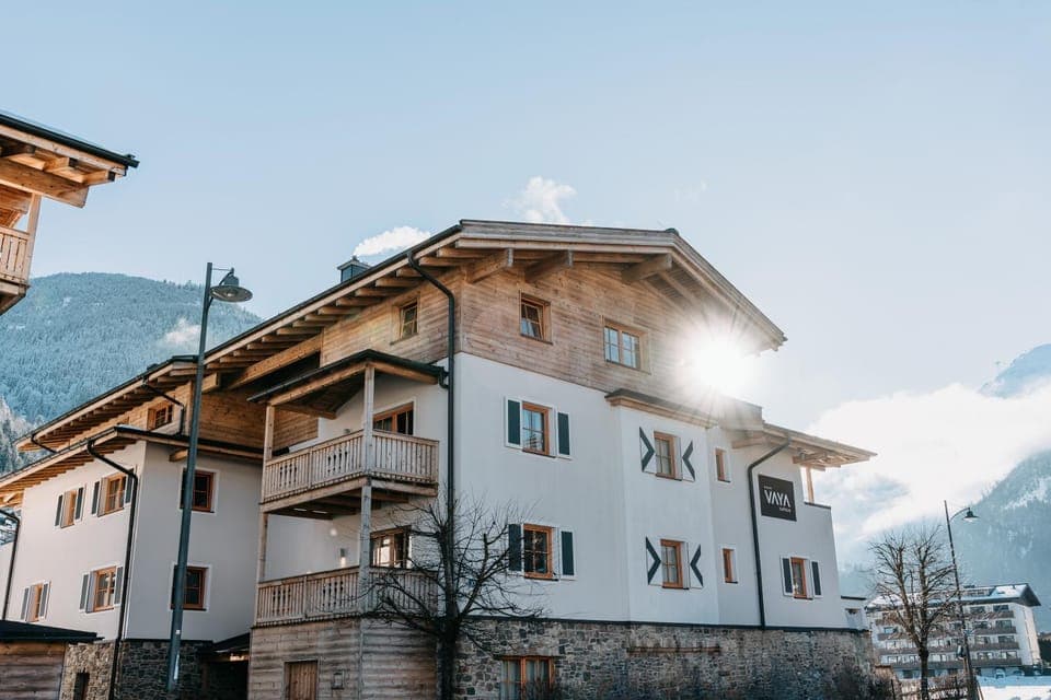 Property building, Winter