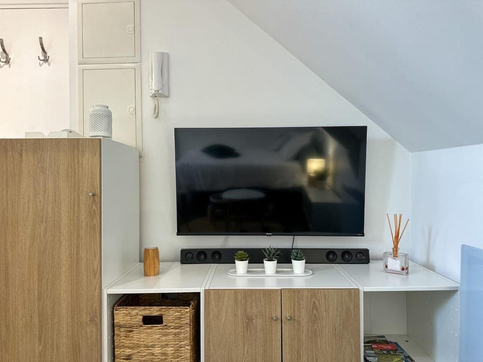 TV and multimedia, Living room