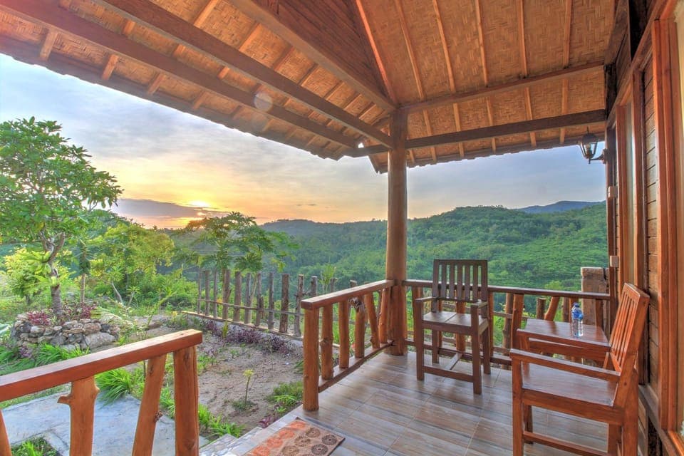 Balcony/Terrace, Mountain view