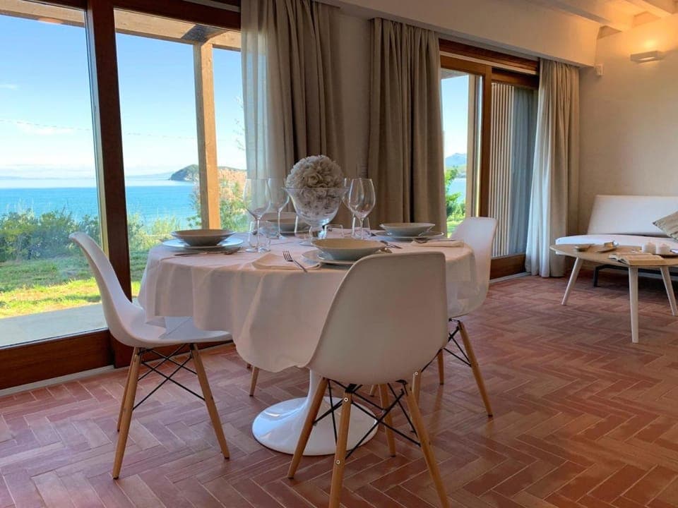 Dining area, Sea view