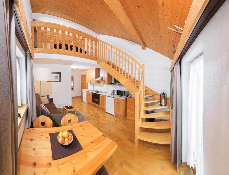 Living room, Seating area, Dining area, Bedroom