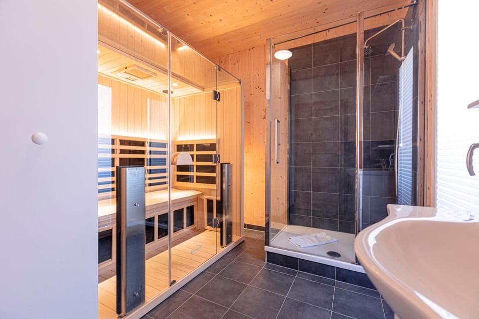 Sauna, Bathroom