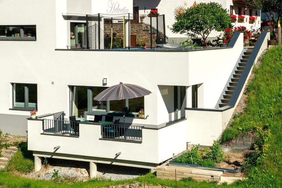 Nearby landmark, Facade/entrance, Garden view, Landmark view, Mountain view, River view