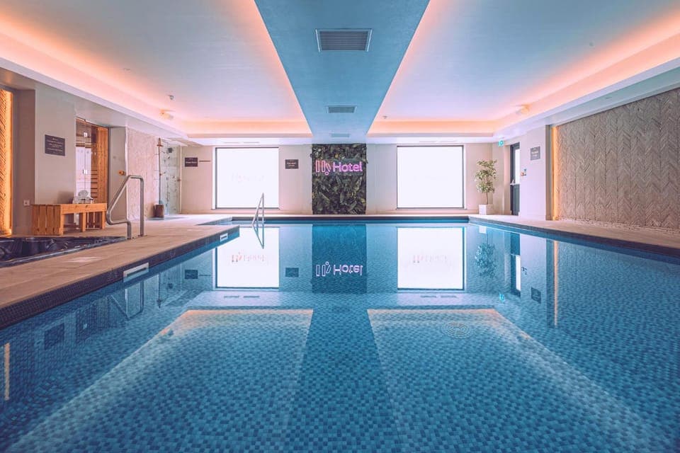 Spa and wellness centre/facilities, Swimming pool