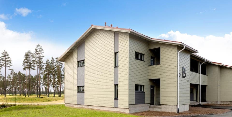 Property building, Facade/entrance, Natural landscape, Summer