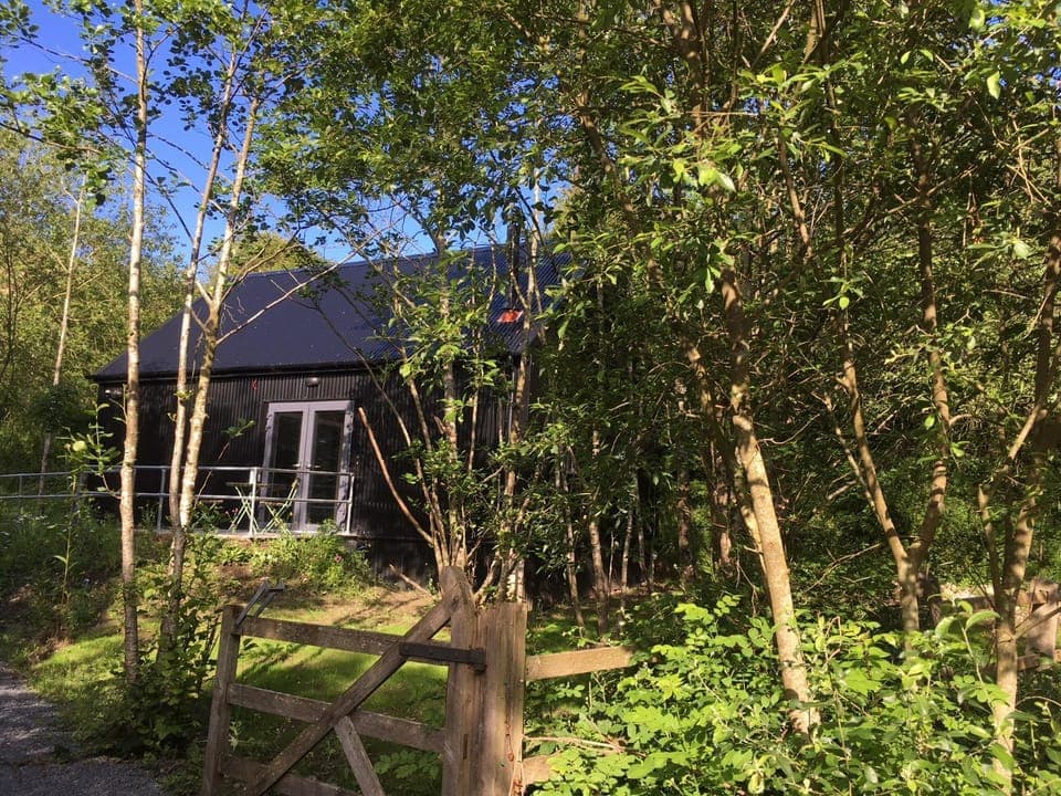 Facade/entrance, Garden