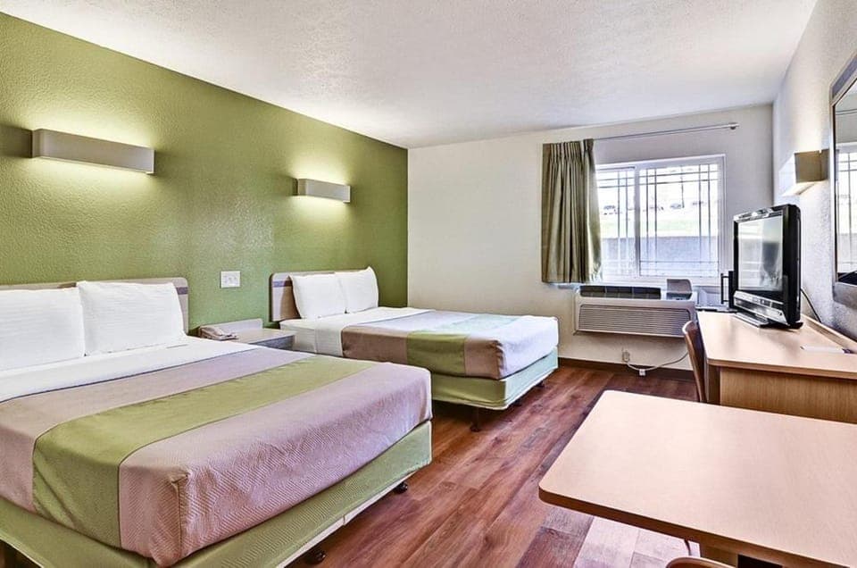 SUBURBAN STUDIO Pittsburgh Airport PA Hotel in Moon Township