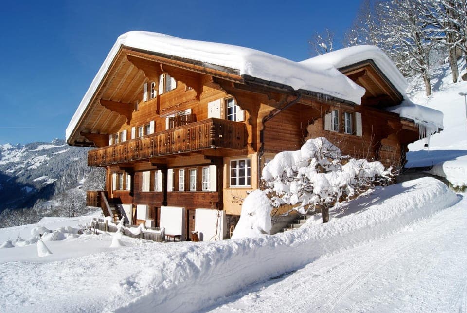 Facade/entrance, Winter