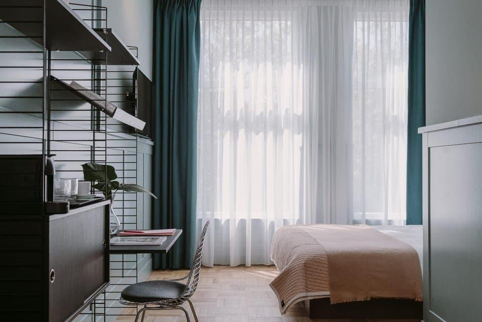 Photo of the whole room