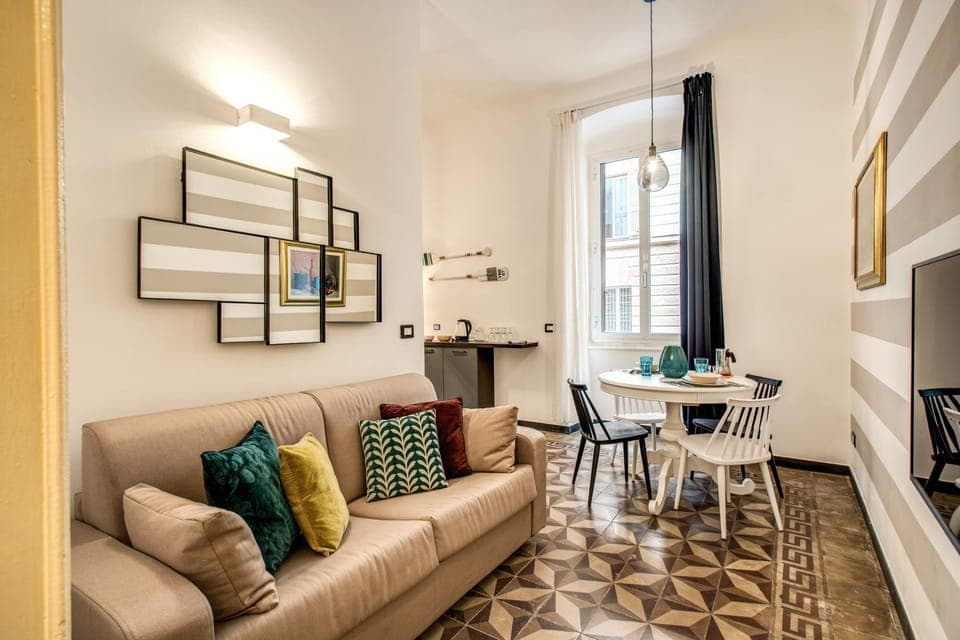 Living room, Dining area