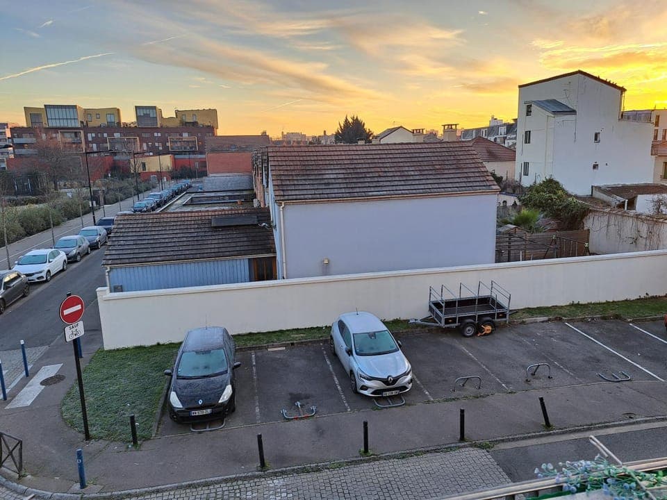 Street view, Sunrise, Parking