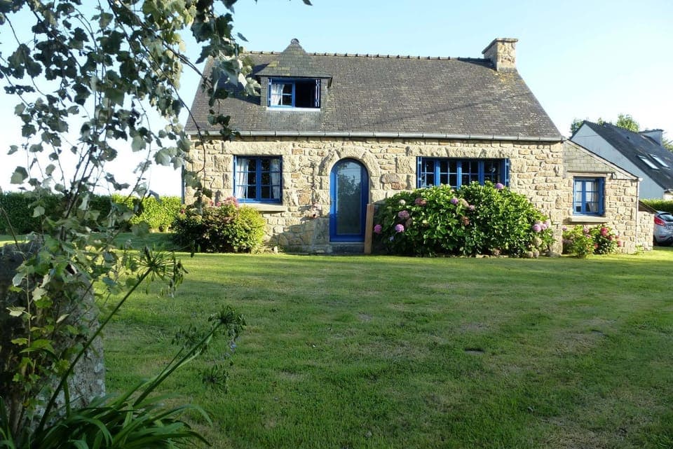 Property building, Garden, Garden view