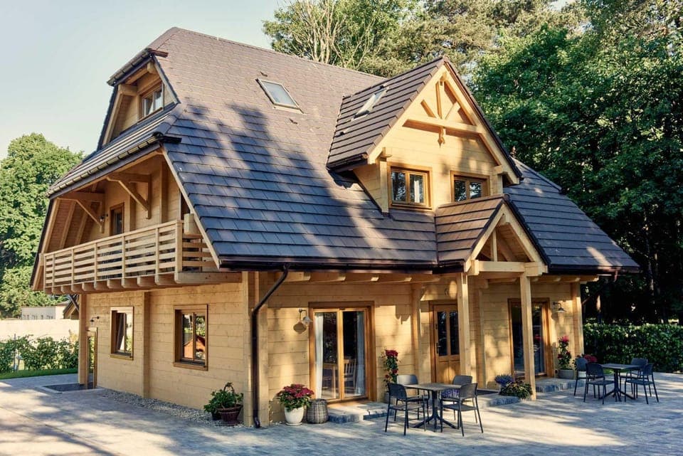 Facade/entrance, Day