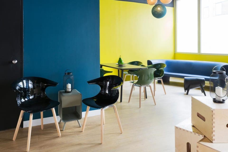 Communal lounge/ TV room, Lobby or reception