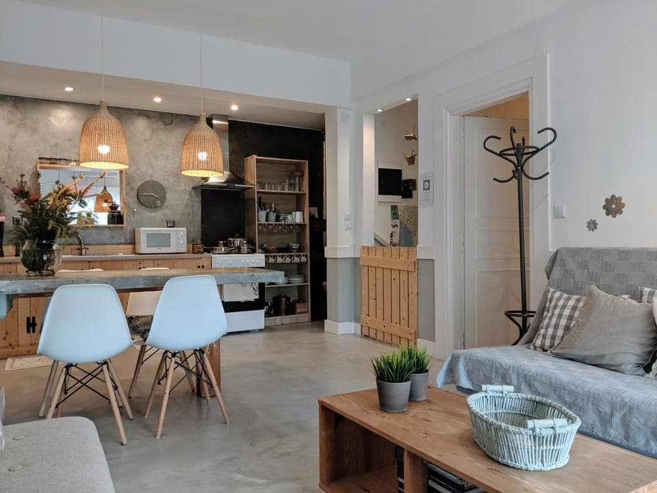 Kitchen or kitchenette, Living room, Seating area