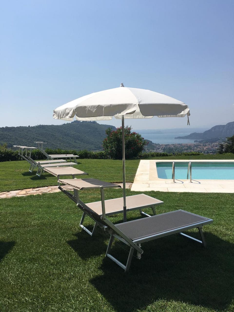 Garden, Swimming pool