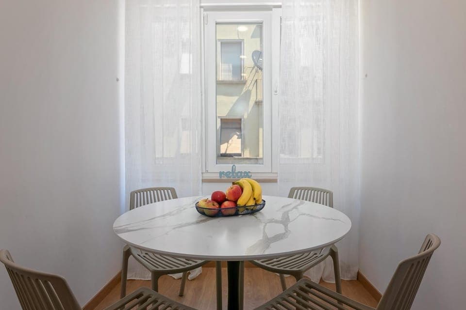 Dining area, Communal kitchen