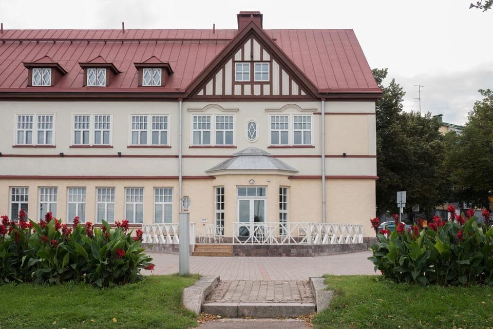 Property building, Balcony/Terrace