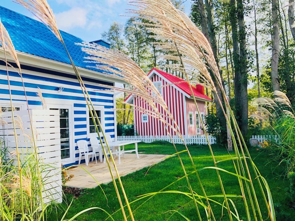 Property building, Facade/entrance, Garden, Balcony/Terrace
