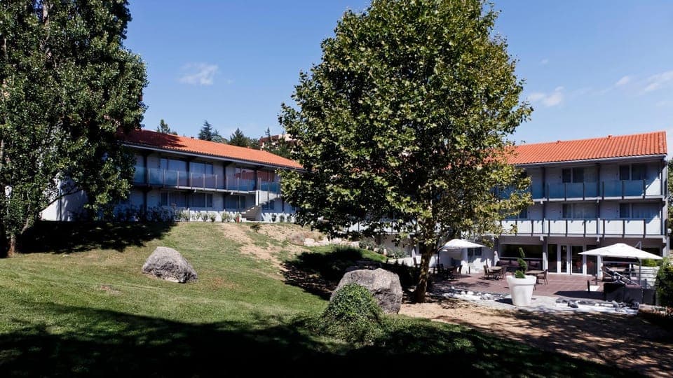 Facade/entrance, Garden