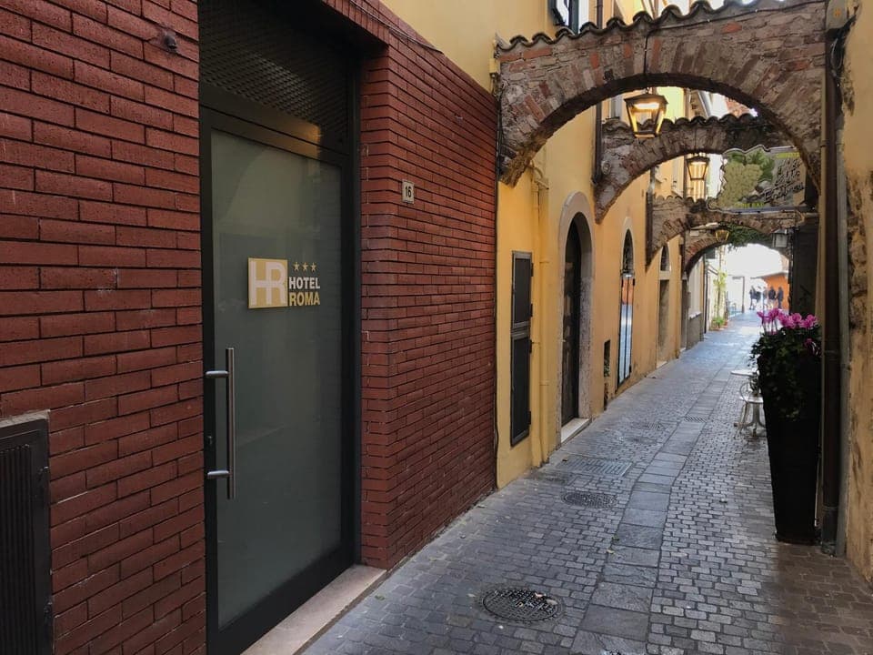 Facade/entrance, Cycling