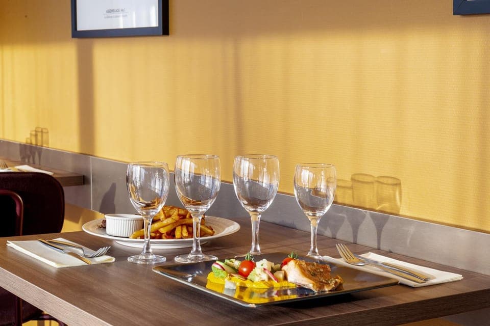 Food and drinks, Lunch, Dinner