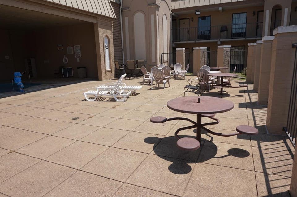 Property building, Seating area