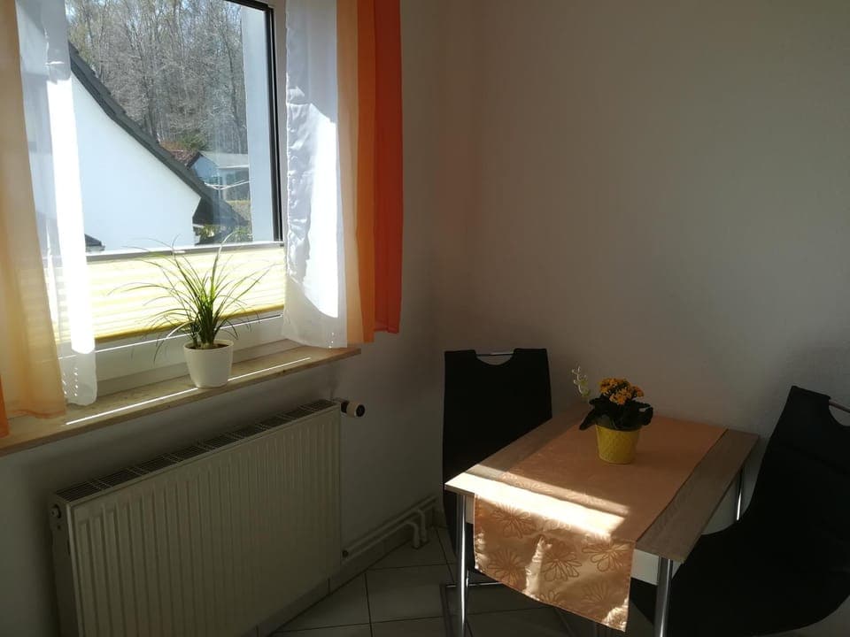 Spring, Day, Other, Other, Photo of the whole room, Decorative detail, Decorative detail, Seating area, Dining area, On site