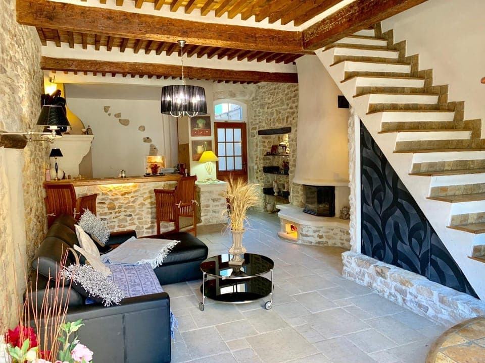 Communal lounge/ TV room, Living room, Photo of the whole room, Decorative detail