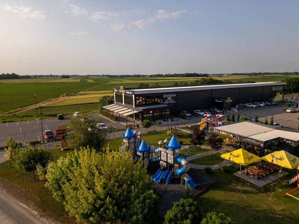 Day, Natural landscape, Bird's eye view, Parking
