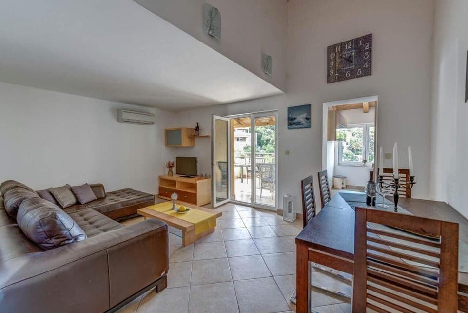 Apartments Savar - Ilo Apartment in Zadar County