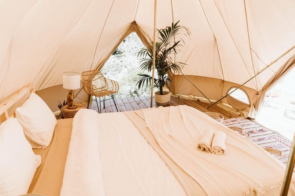 Bed, Photo of the whole room