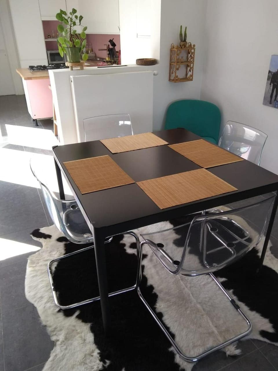 Living room, Dining area