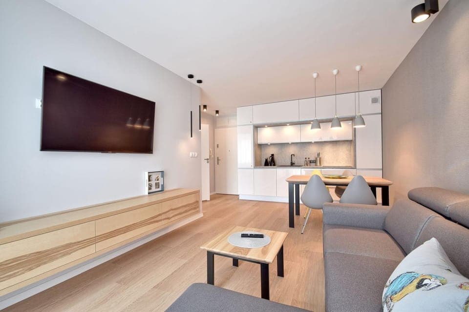 TV and multimedia, Kitchen or kitchenette, Seating area, Dining area